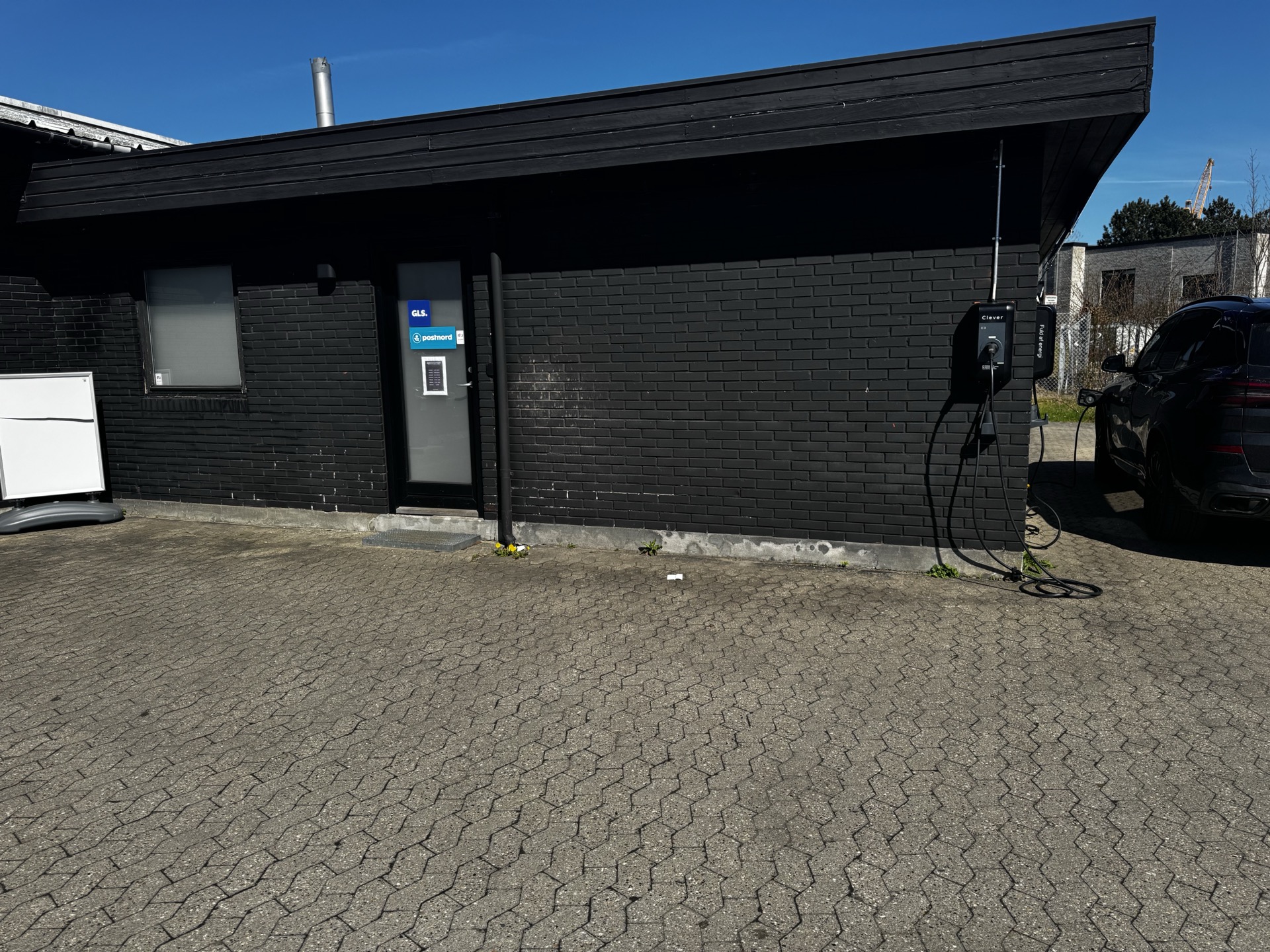 Jainvestman Pakkeshop indgang
